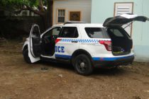 Sint Maarten police report : Suspect drives away with police vehicle
