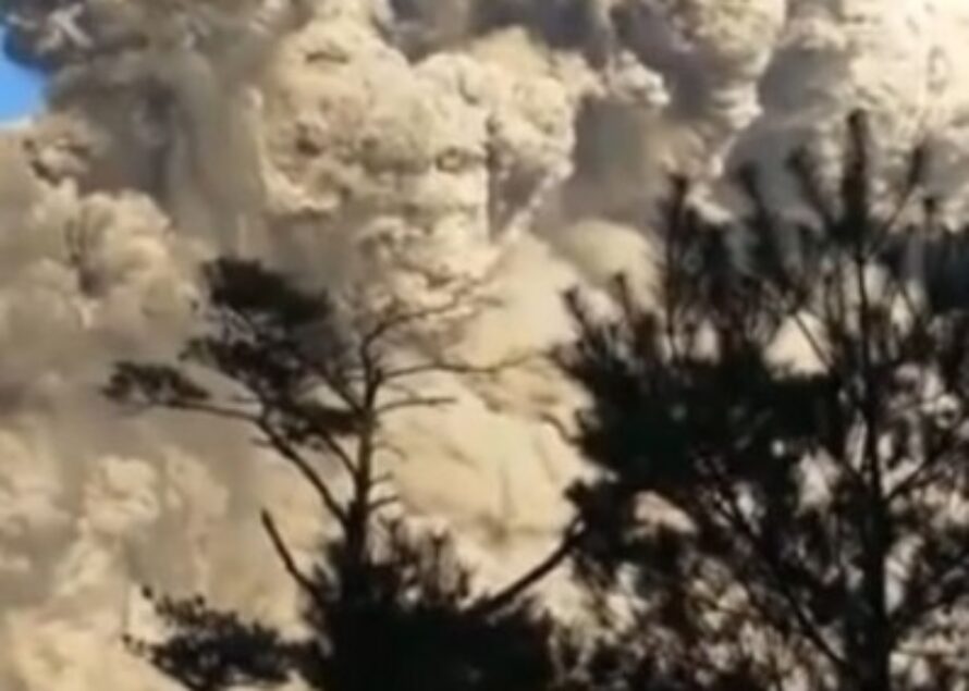 Volcan : reprise de l’éruption du Shinmoedake au Japon