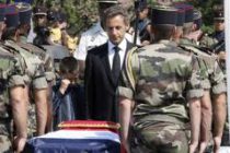 Hommage aux soldats français tués: Cérémonie Nationale aux Invalides