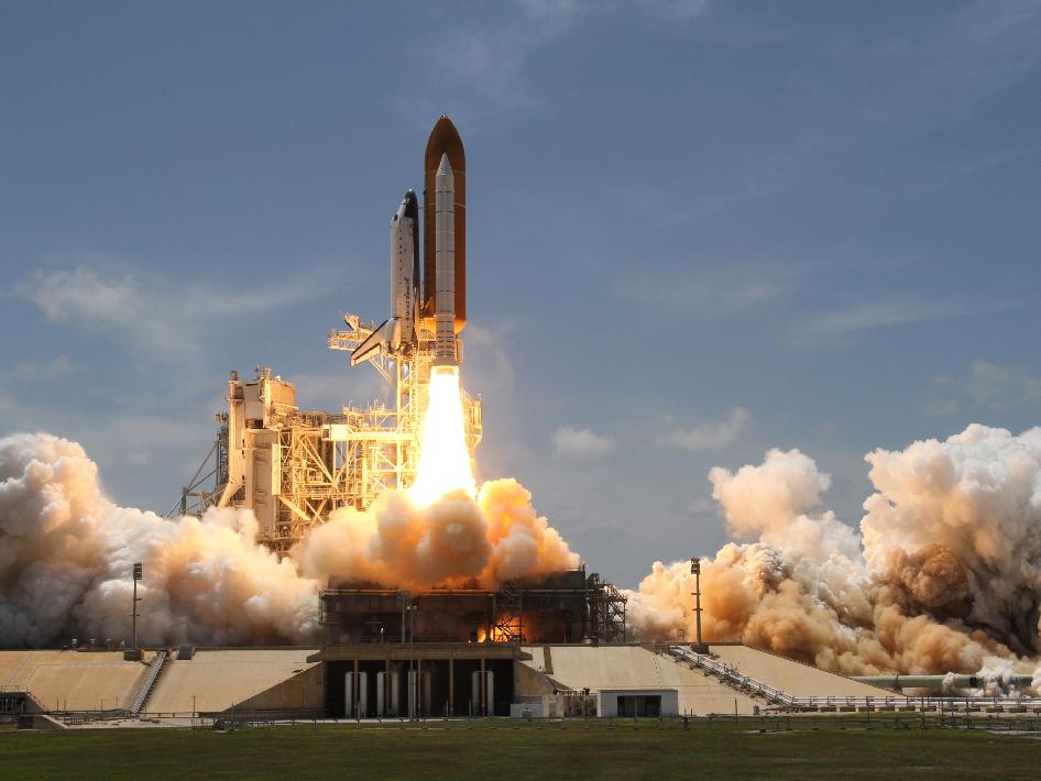 navette-spatiale-atlantis-STS-132