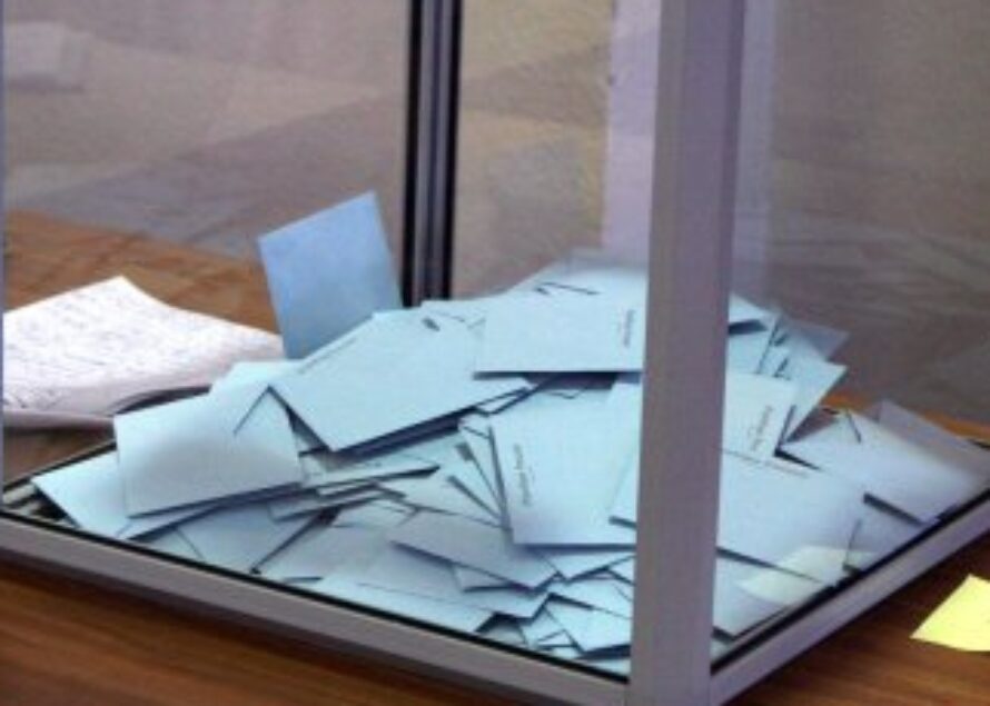 PRESIDENTIELLES 2012: Taux de participation à 17h : 71,96%