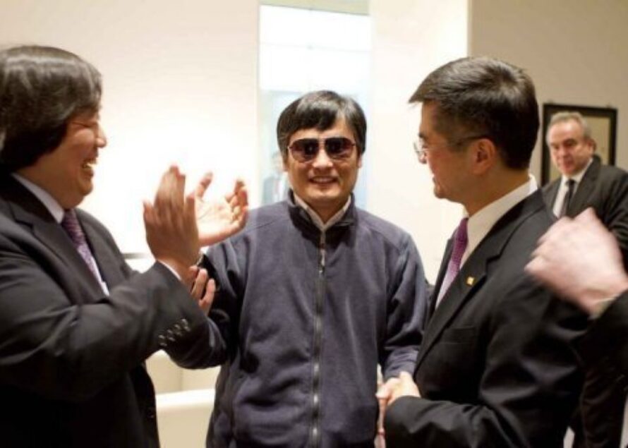 INTERNATIONAL: La Chine envisage de laisser partir le militant Chen Guangcheng à l’étranger