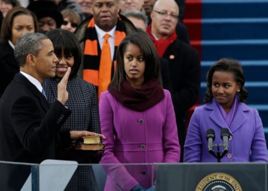 USA: L’Investiture à pied de Barack et Michelle Obama qui saluent la foule