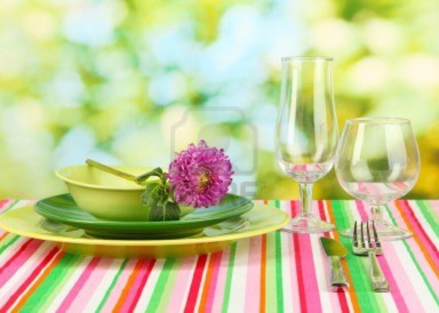 Un étrange déjeuner – Nouvelle initiatique par CHARLI