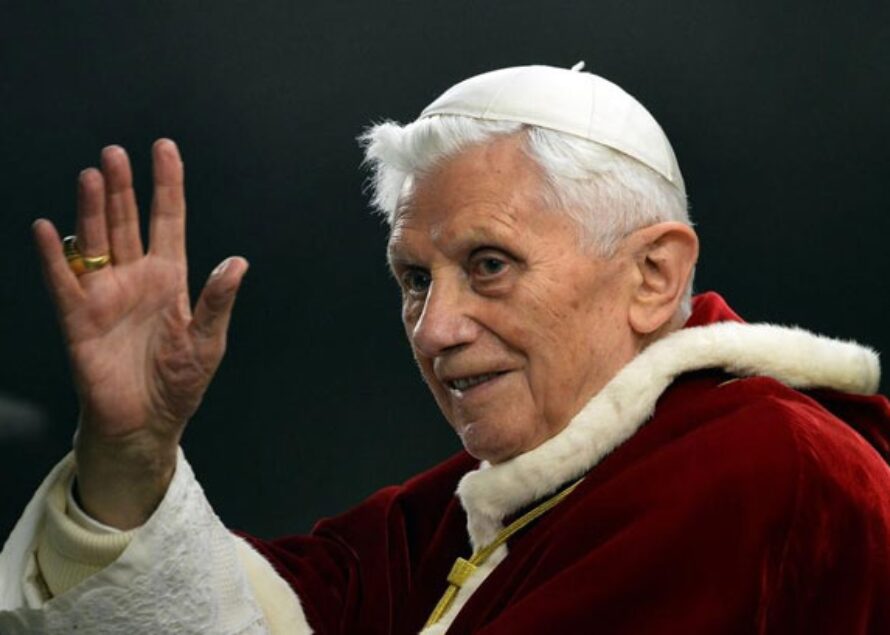 Vatican: Le pape Benoit XVI annonce sa démission