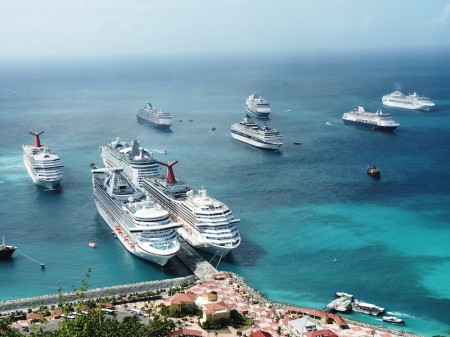 In 2005 with nine ships in port, but only Pier 1 could accommodate four ships. 