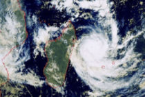 Réunion. Le Cyclone Bejisa arrive…