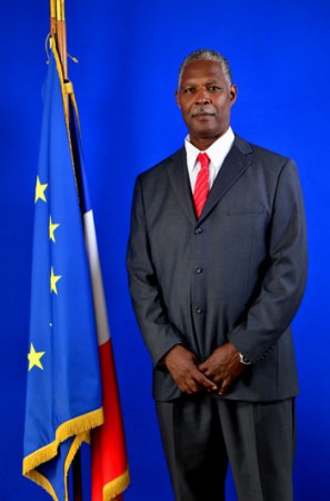 Monsieur José Villiers, conseiller territorial de la majorité RRR