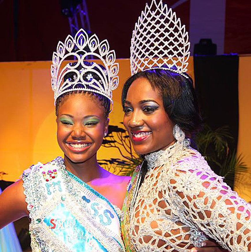 L-R: D’Shnay York, Teen Carnival Queen, 2014 and Bria Sorton, Senior Carnival Queen 2014, beaming their victory smiles after being crowned at the Festival Village, early Thursday morning. (SXM photo)