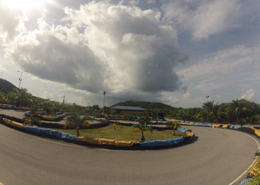 Go-karting Coconut-Trees à la savane ré-ouvre aujourd’hui !