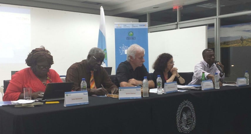 St. Martin author Lasana M. Sekou (R) at the Caribbean literature roundtable with, L-R, Costa Rican author Delia McDonald, eminent Central American scholar Prof. Quince Duncan, conference director Dr. Werner Mackenbach, and Costa Rican novelist Anacristina Rossi, UCR, Costa Rica (11-20-15). (HNP photo)