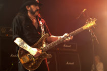 Mort de Lemmy Kilmister, chanteur et bassiste du groupe Motörhead