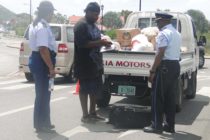 Sint Maarten : Police general controls