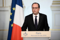 Déchéance de nationalité : François Hollande renonce et accuse