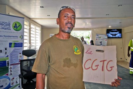 La grève pouvait se prolonger s’il n’y avait pas d’accord, « nous ne voulons pas en arriver là. Le but, c’est de trouver des solutions », Albert Blake, représentant de la CGTG.