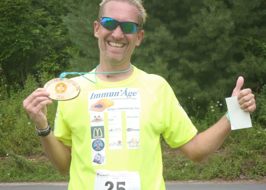 33ème marathon de l’année pour David Redor ! Le Marathon de Pittsfield dans le Massachusetts : on court en rond pour une bonne cause !