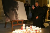 Mort d’Yvan Colonna : la mise en berne du drapeau corse fait polémique