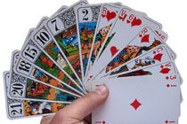 SAINT MARTIN: QUI AIME JOUER AU TAROT ? JOUER DANS LA BONNE HUMEUR, RIRE, S’AMUSER !